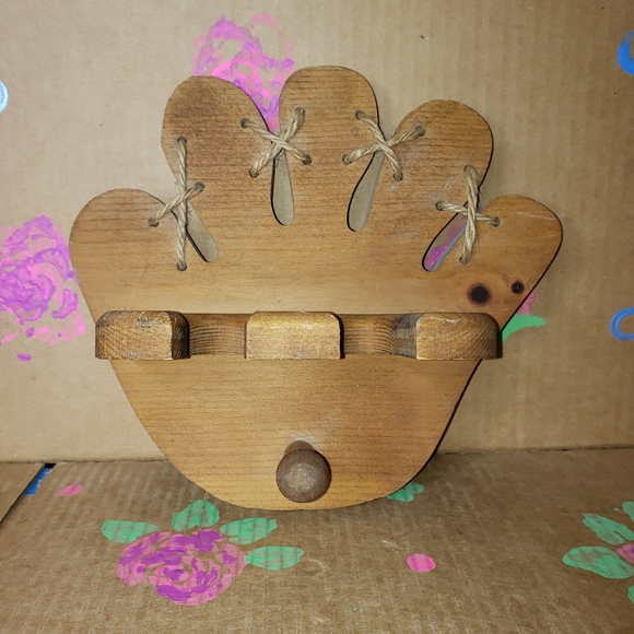 VINTAGE HANDMADE WOODEN BASEBALL GLOVE, BALL, BAT DISPLAY HOLDER - Picture 6 of 7